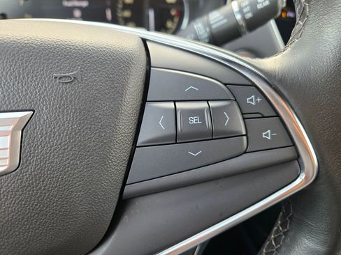 Used 2022 Cadillac XT5 Luxury image 27