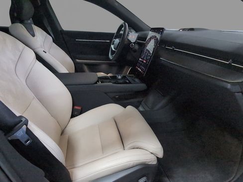 Used 2025 Polestar Polestar 3 image 21