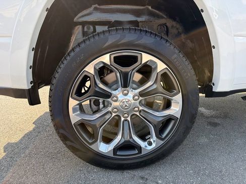 Used 2022 RAM 1500 Limited AWD/4WD image 15