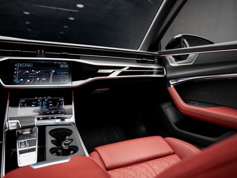 Used 2024 Audi S6 Premium Plus w/ Premium Plus Package image 41