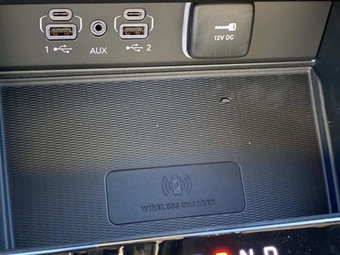 New 2025 Jeep Grand Cherokee Laredo image 13