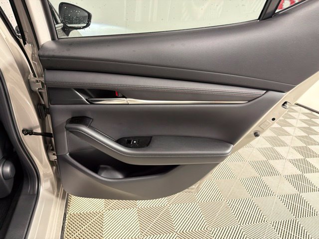 Used 2026 MAZDA MAZDA3 2.5 S Hatchback w/ Premium Pkg FWD image 37