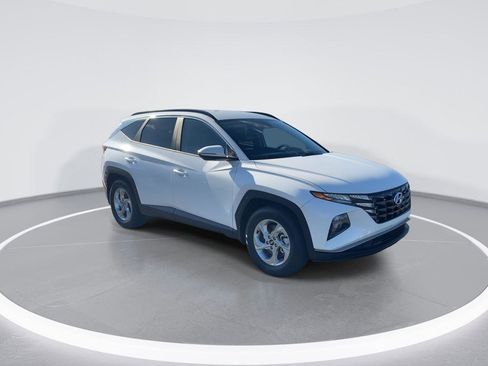 Used 2022 Hyundai Tucson SEL w/ Cargo Package image 2