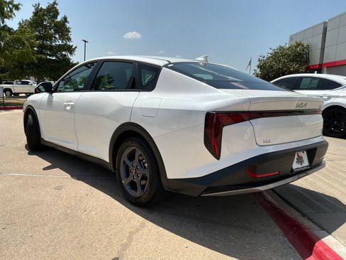 Used 2025 Kia K4 FWD image 8
