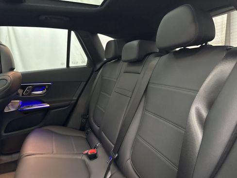 Used 2026 Mercedes-Benz GLC 300 GLC 300 image 19