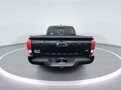 Used 2023 Toyota Tacoma SR image 7