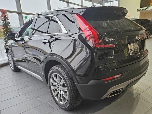 Used 2022 Cadillac XT4 Premium Luxury w/ Enhanced Visibility Package image 5