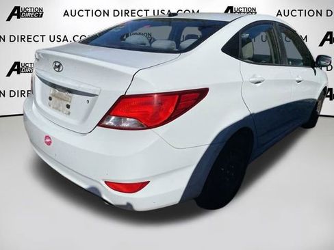 Used 2016 Hyundai Accent SE image 6