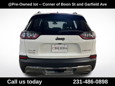 Used 2019 Jeep Cherokee Limited w/ Trailer Tow Group AWD/4WD image 5