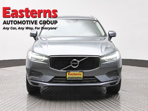 Used 2019 Volvo XC60 T6 Momentum w/ Premium Package image 2
