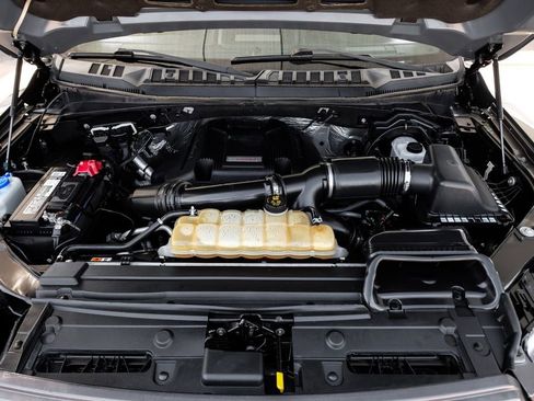 Used 2017 Ford F150 Raptor w/ Equipment Group 802A Luxury image 57