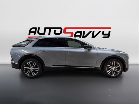 Used 2025 Cadillac Lyriq Luxury RWD image 4