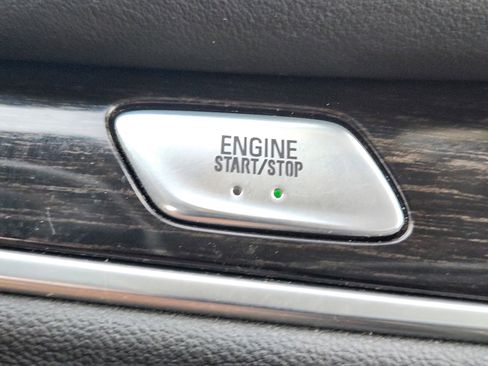 Used 2021 Buick Enclave Avenir w/ Avenir Technology Package image 22