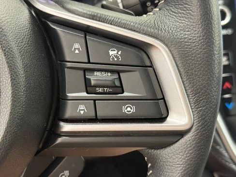 Used 2025 Subaru Outback Limited AWD/4WD image 16