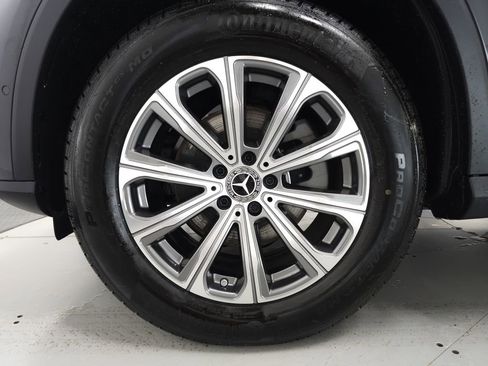 Certified 2026 Mercedes-Benz GLC 300 4MATIC image 36