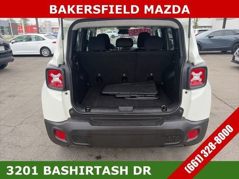 Used 2022 Jeep Renegade Latitude image 10