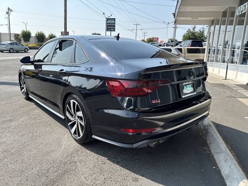 Used 2021 Volkswagen Jetta GLI FWD image 3