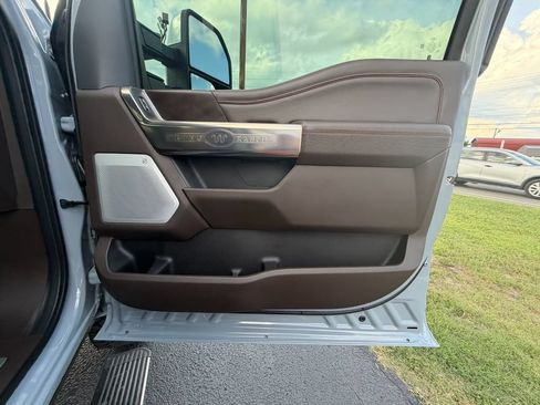 Used 2026 Ford F250 King Ranch w/ Tremor Off-Road Package AWD/4WD image 18
