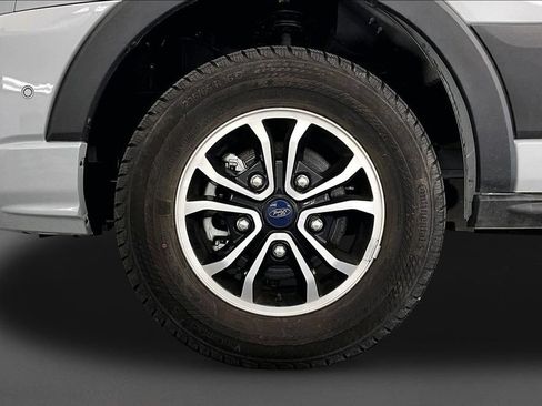 New 2023 Ford E-Transit Medium Roof RWD image 13