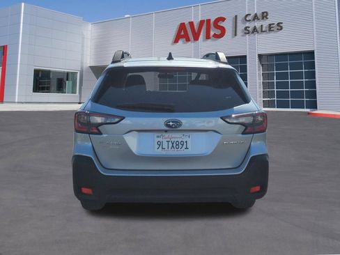 Used 2025 Subaru Outback Premium AWD/4WD image 7