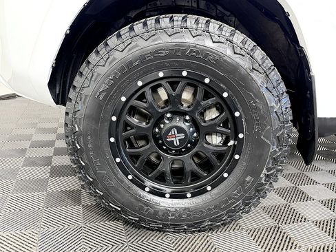 Used 2021 Toyota 4Runner SR5 Premium image 52