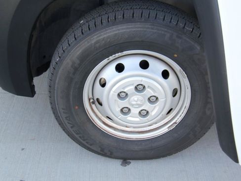 Used 2022 RAM ProMaster 2500 FWD image 20