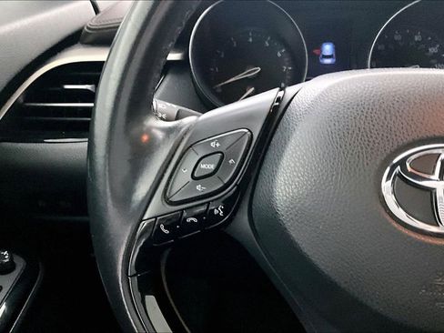 Used 2019 Toyota C-HR Limited image 23