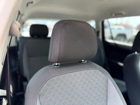 Used 2019 Volkswagen Tiguan S w/ Driver Assistance Package FWD image 7