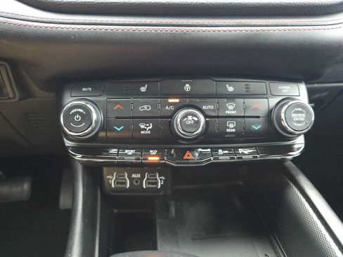 Used 2022 Dodge Durango R/T w/ Trailer Tow Group IV AWD/4WD image 30