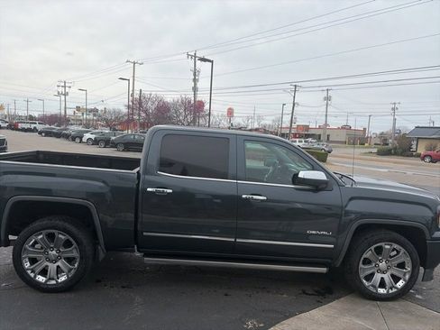Used 2017 GMC Sierra 1500 Denali w/ Denali Ultimate Package image 4