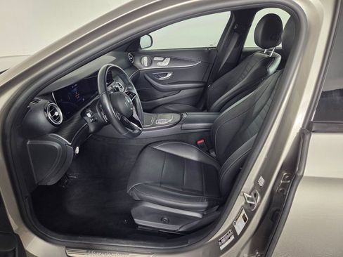 Used 2023 Mercedes-Benz E 350 4MATIC Sedan image 10