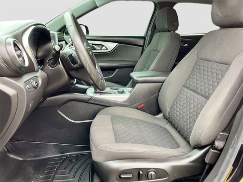Used 2021 Chevrolet Blazer LT image 19