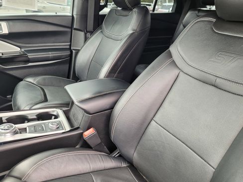 Used 2022 Ford Explorer ST w/ Equipment Group 401A image 17