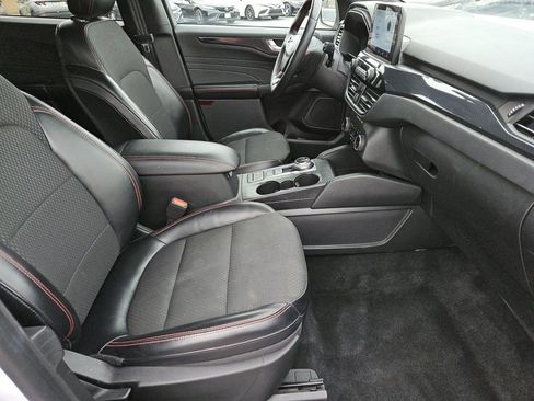 Used 2023 Ford Escape ST-Line image 28
