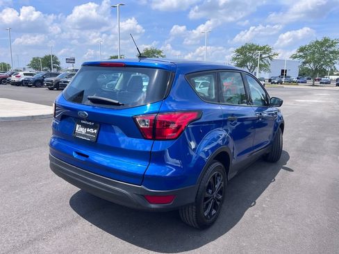 Used 2019 Ford Escape S FWD image 3