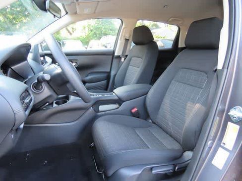New 2026 Honda HR-V LX image 12