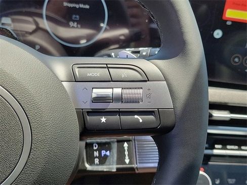 New 2025 Hyundai Tucson Limited image 5