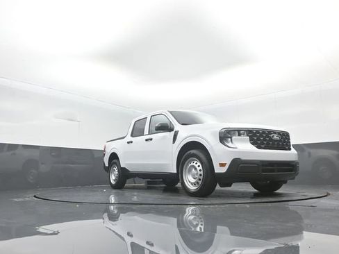 New 2026 Ford Maverick XL image 25