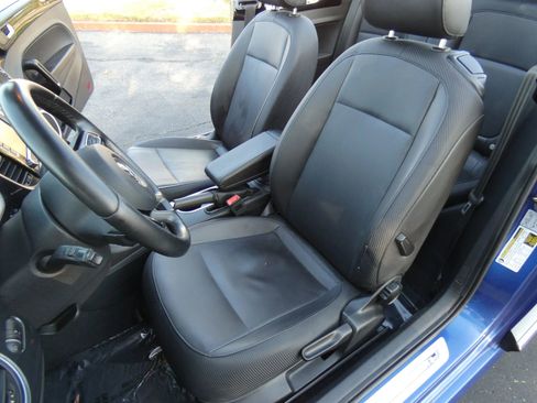 Used 2014 Volkswagen Beetle R-Line image 51