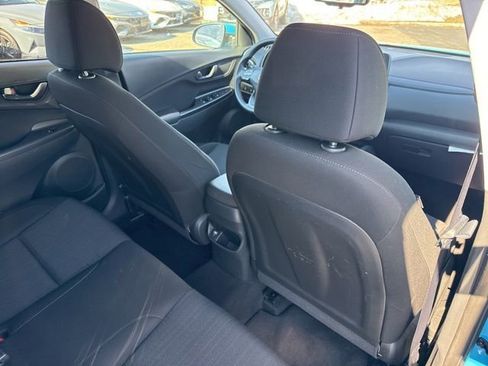 Used 2023 Hyundai Kona SEL image 21