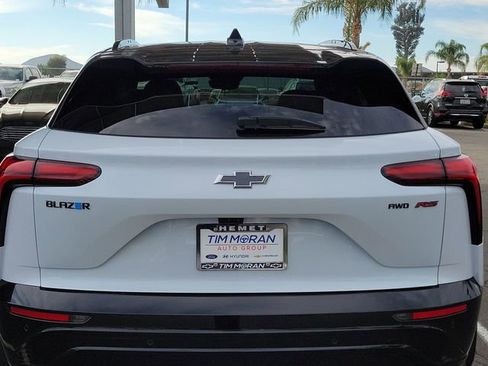 New 2026 Chevrolet Blazer EV RS AWD/4WD image 19