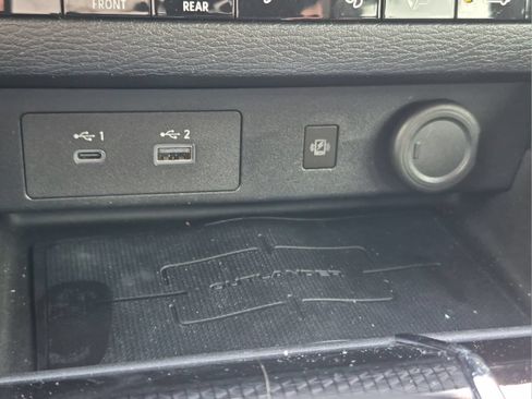 Used 2023 Mitsubishi Outlander SE Black Edition AWD/4WD image 25