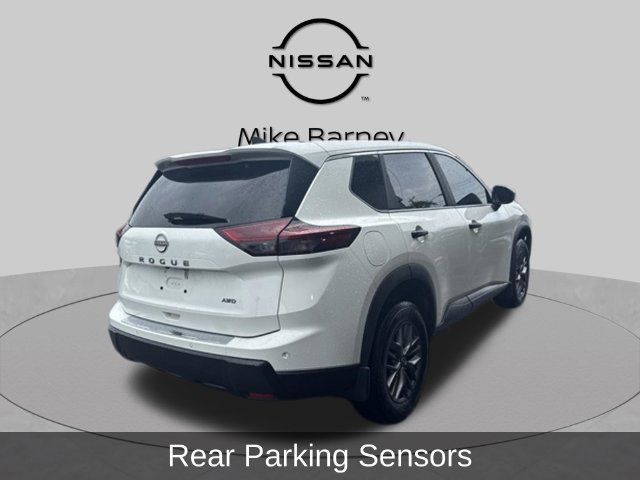 Used 2024 Nissan Rogue S AWD/4WD image 2