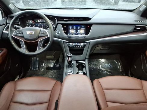 Certified 2023 Cadillac XT5 Premium Luxury image 17