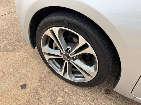 Used 2016 Kia Forte EX w/ EX Premium Package image 21