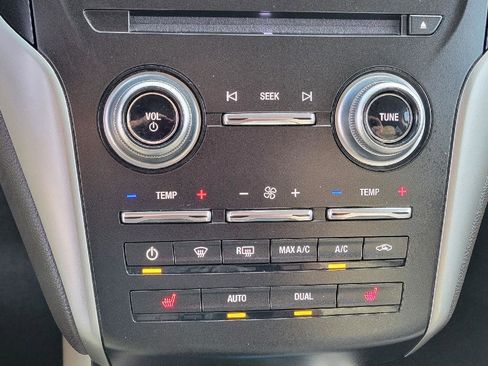 Used 2019 Lincoln MKC Select w/ Select Plus Package image 21