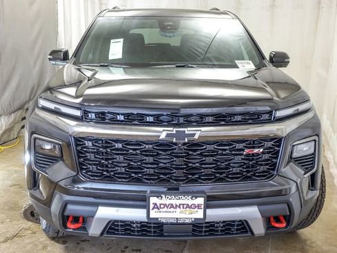 New 2026 Chevrolet Traverse Z71 w/ Driver Confidence Package AWD/4WD image 5