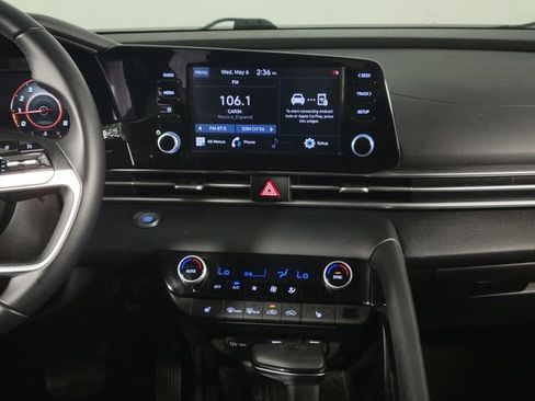 Used 2021 Hyundai Elantra SEL w/ Convenience Package FWD image 23