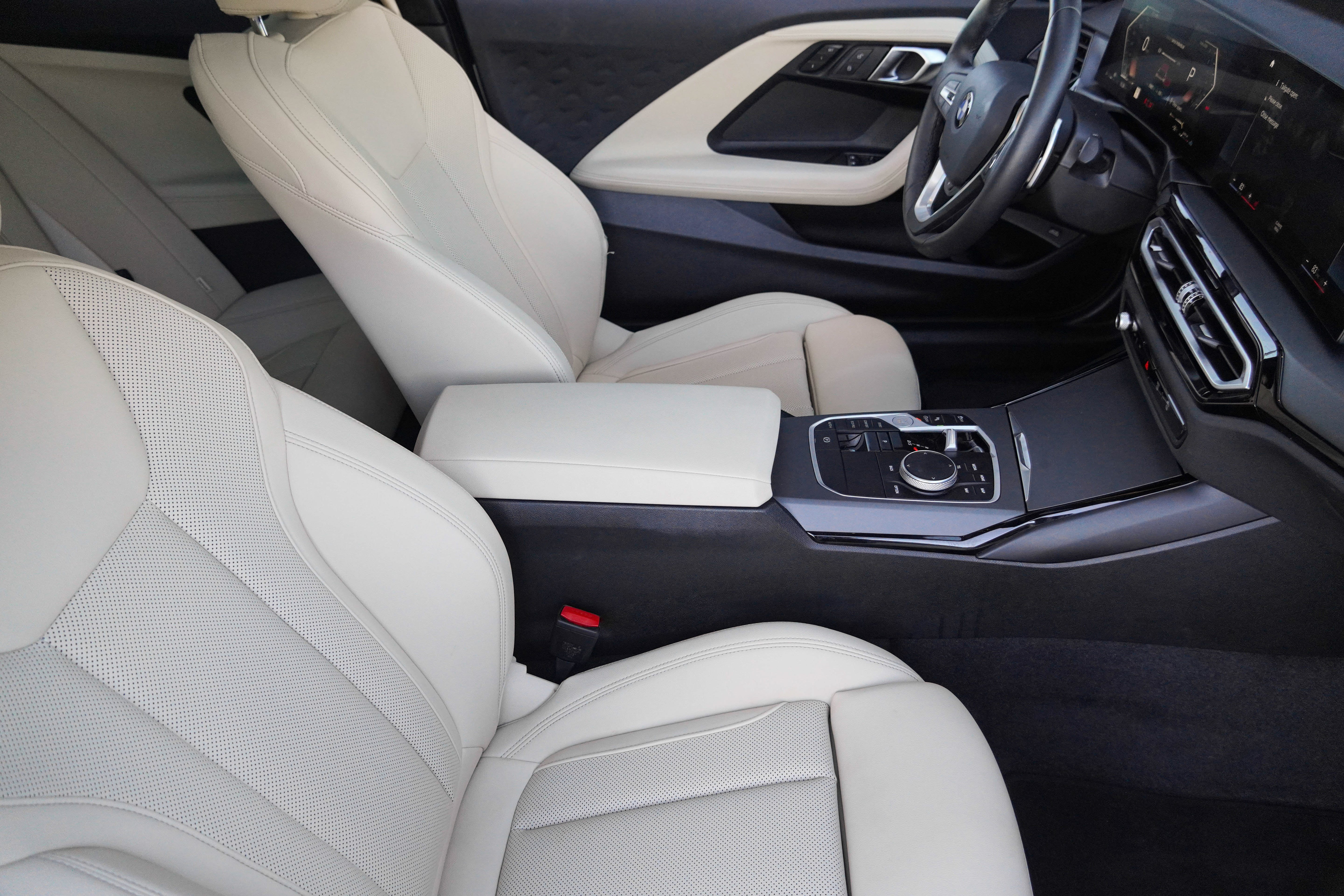 Certified 2024 BMW 230i xDrive Coupe w/ Convenience Package AWD/4WD image 9