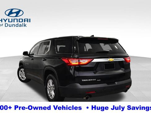Used 2021 Chevrolet Traverse LS AWD/4WD image 5